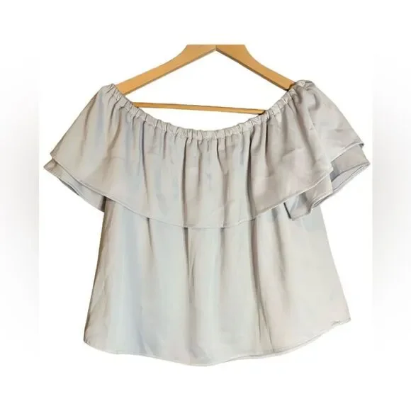 Harlow and graham off the shoulder blouse. Size xs - Picture 9 of 9